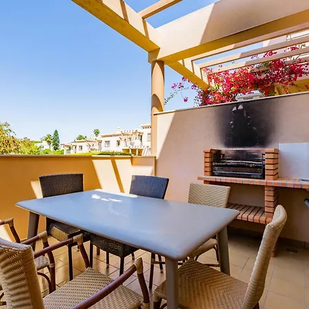 Casa Colina 2 *